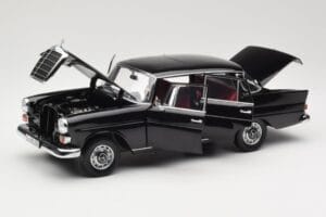 Mercedes 200 W110 Black Norev 1:18 183574 Diecast — photo 2 of 8