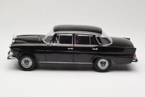 Mercedes 200 W110 Black Norev 1:18 183574 Diecast — photo 4 of 8