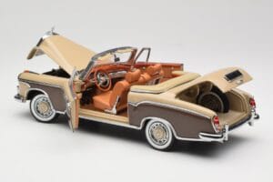 Mercedes 220 SE W128 Cabriolet Bronze Red Sun Star 1:18 3572 Diecast — photo 5 of 8