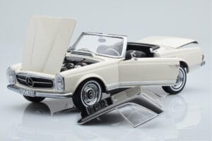 Mercedes 230 SL W113 Pagoda White Limited Edition Norev 1:18 183768 Diecast — photo 2 of 9