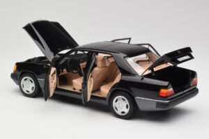 Mercedes 230E W124 AMG Wheels Black Limited Edition Norev 1:18 183950 Diecast — photo 5 of 12