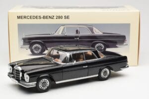 Mercedes 280 SE W111 Coupe Black AUTOart 1:18 76286 Diecast — photo 8 of 8