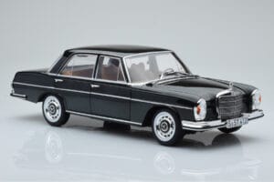 Mercedes 280 SE W108 Green Norev 1:18 183935 Diecast — photo 6 of 8