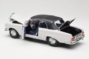 Mercedes 280 SE W111 Cabriolet Light Grey Norev 1:18 183530 Diecast — photo 5 of 8