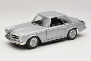 Mercedes 280 SL W113 Berlina Silver Techno Giodi 1:18 F14051030 Diecast
