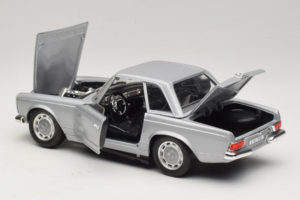 Mercedes 280 SL W113 Berlina Silver Techno Giodi 1:18 F14051030 Diecast — photo 5 of 8