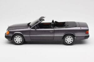 Mercedes 300 CE-24 W124 Cabriolet Purple Metallic Norev 1:18 183567 Diecast — photo 6 of 10