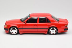 Mercedes 300E W124 6.0 AMG Signal Red Otto 1:18 OT1104 Resin — photo 3 of 6
