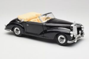 Mercedes 300 S W188 Cabriolet Black Tchibo 1:18 36782 Diecast — photo 6 of 8