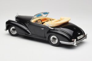 Mercedes 300 S W188 Cabriolet Black Tchibo 1:18 36782 Diecast — photo 7 of 8