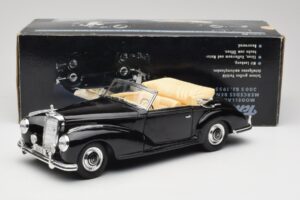 Mercedes 300 S W188 Cabriolet Black Tchibo 1:18 36782 Diecast — photo 8 of 8