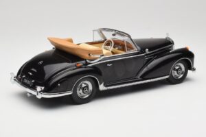 Mercedes 300 SC W188 Cabriolet Black KK-Scale 1:18 KKDC180941 Diecast — photo 2 of 6