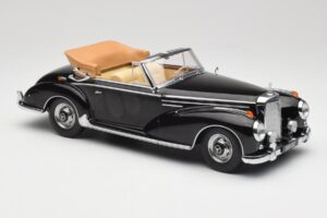 Mercedes 300 SC W188 Cabriolet Black KK-Scale 1:18 KKDC180941 Diecast — photo 4 of 6