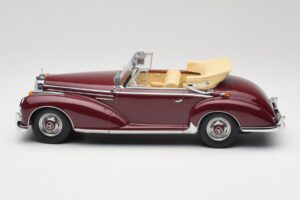 Mercedes 300 SC W188 Cabriolet Dark Red KK-Scale 1:18 KKDC180942 Diecast — photo 3 of 6