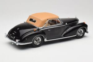 Mercedes 300 SC W188 Cabriolet Softtop Black KK-Scale 1:18 KKDC180943 Diecast — photo 2 of 6
