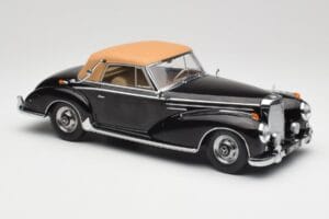 Mercedes 300 SC W188 Cabriolet Softtop Black KK-Scale 1:18 KKDC180943 Diecast — photo 4 of 6