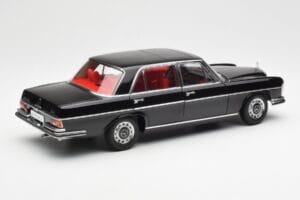 Mercedes 300 SEL 6.3 W109 Black AUTOart 1:18 76140 Diecast — photo 3 of 8