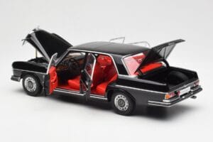 Mercedes 300 SEL 6.3 W109 Black AUTOart 1:18 76140 Diecast — photo 5 of 8