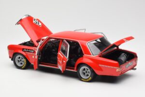 Mercedes 300 SEL 6.8 #35 H. Kelleners Hockenheim 1973 Minichamps 1:18 100713435 Diecast — photo 5 of 8
