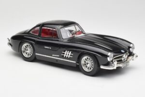 Mercedes 300 SL W198 Black Bburago 1:18 35791 Diecast — photo 6 of 8