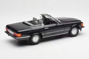 Mercedes 300 SL R107 Black Pearl Dealer Edition Norev 1:18 B66040678 Diecast — photo 4 of 10