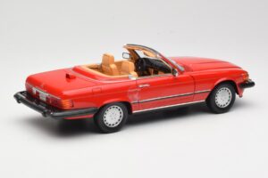 Mercedes 300 SL R107 Red Norev 1:18 B66040623 Diecast — photo 3 of 8