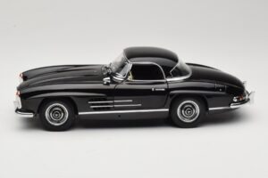 Mercedes 300 SL W198 Roadster With Hardtop Black Minichamps 1:18 180039040 Diecast — photo 4 of 8