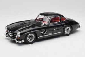 Mercedes 300 SL W198 Black Minichamps 1:18 180039004 Diecast