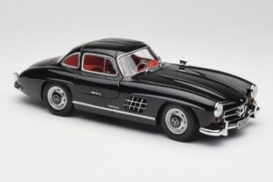 Mercedes 300 SL W198 Black Minichamps 1:18 180039004 Diecast — photo 6 of 8