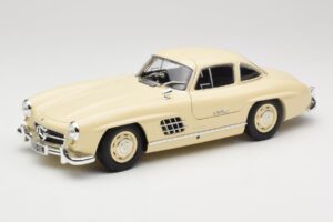 Mercedes 300 SL W198 Cream Minichamps 1:18 110037212 Diecast