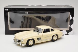 Mercedes 300 SL W198 Cream Minichamps 1:18 110037212 Diecast — photo 8 of 8