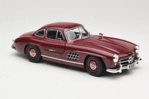 Mercedes 300 SL W198 Gullwing Dark Red Minichamps 1:18 110037218 Diecast — photo 6 of 8