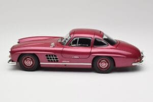 Mercedes 300 SL W198 Fire Red Minichamps 1:18 180039008 Diecast — photo 4 of 8