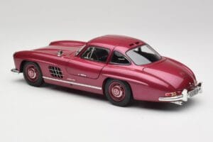 Mercedes 300 SL W198 Fire Red Minichamps 1:18 180039008 Diecast — photo 7 of 8