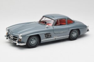 Mercedes 300 SL W198 Graphite Grey Minichamps 1:18 180039005 Diecast
