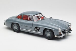 Mercedes 300 SL W198 Graphite Grey Minichamps 1:18 180039005 Diecast — photo 6 of 8