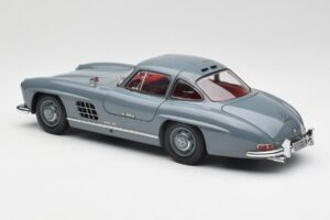 Mercedes 300 SL W198 Graphite Grey Minichamps 1:18 180039005 Diecast — photo 7 of 8