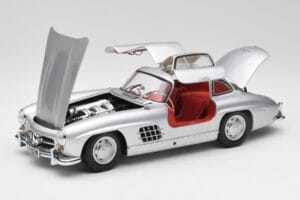 Mercedes 300 SL W198 Gullwing Silver Minichamps 1:18 180039000 Diecast — photo 2 of 8
