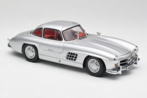 Mercedes 300 SL W198 Gullwing Silver Minichamps 1:18 180039000 Diecast — photo 6 of 8