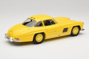 Mercedes 300 SL W198 Light Yellow Minichamps 1:18 180039009 Diecast — photo 3 of 8