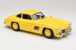 Mercedes 300 SL W198 Light Yellow Minichamps 1:18 180039009 Diecast — photo 6 of 8