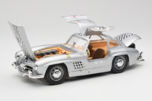 Mercedes 300 SL W198 #295 1954 Bburago 1:18 32813 Diecast — photo 2 of 8