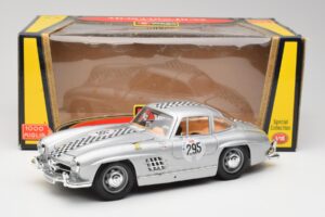 Mercedes 300 SL W198 #295 1954 Bburago 1:18 32813 Diecast — photo 8 of 8