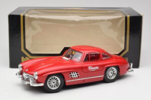 Mercedes 300 SL W198 Red Metallic Bburago 1:18 3013-M1 Diecast — photo 8 of 8