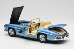 Mercedes 300 SL W198 Roadster Hardtop Light Blue Metallic Minichamps 1:18 180039042 Diecast — photo 6 of 9