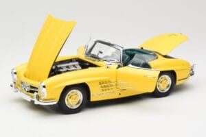 Mercedes 300 SL W198 Roadster Hardtop Signal Yellow Minichamps 1:18 180039044 Diecast — photo 2 of 9