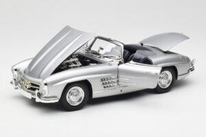 Mercedes 300 SL W198 Roadster Silver Metallic Minichamps 1:18 180039030 Diecast — photo 2 of 8