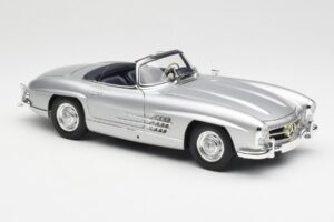 Mercedes 300 SL W198 Roadster Silver Metallic Minichamps 1:18 180039030 Diecast — photo 6 of 8
