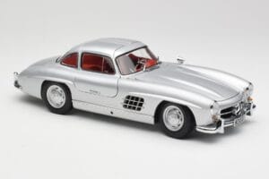 Mercedes 300 SL W198 Gullwing Silver Metallic Minichamps 1:18 B66040379 Diecast — photo 6 of 8