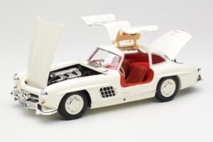 Mercedes 300 SL W198 White Minichamps 1:18 180039006 Diecast — photo 2 of 8